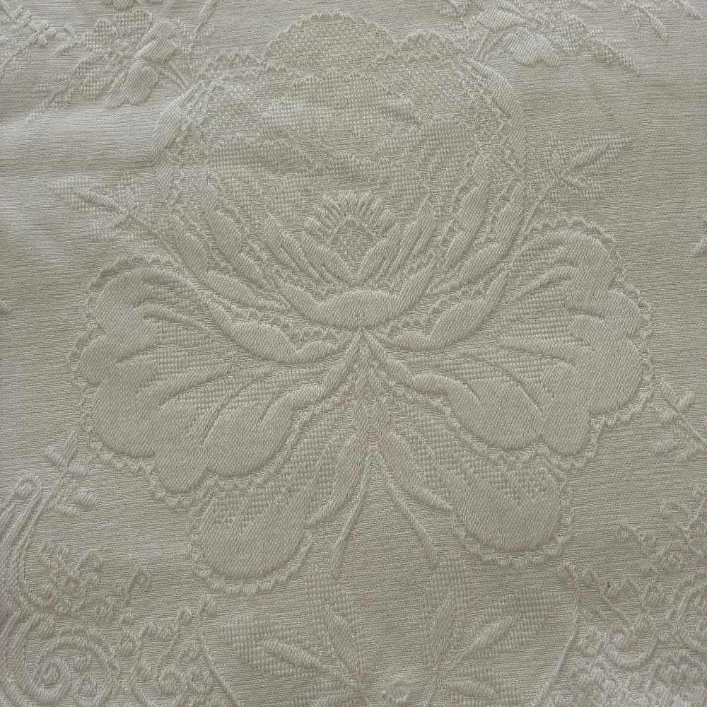Antique Matelasse Peony Design Bedspread/Coverlet Full